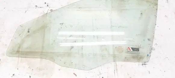 Mitsubishi Galant Front door window glass four-door