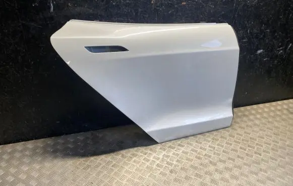 Tesla Model S Rear door