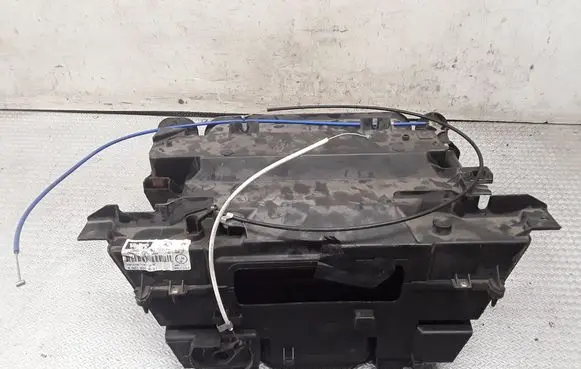 Mercedes-Benz Sprinter W901 W902 W903 W904 Interior heater climate box assembly A9018300061