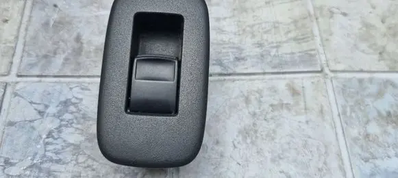Toyota Auris 150 Electric window control switch 8292K82 1928291 8465612170