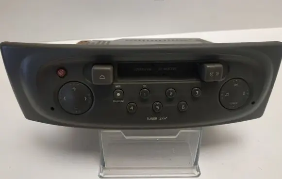 Renault Scenic I Radio/CD/DVD/GPS head unit 7700434424