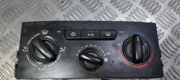 Peugeot 207 Climate control unit 69910004 n102080