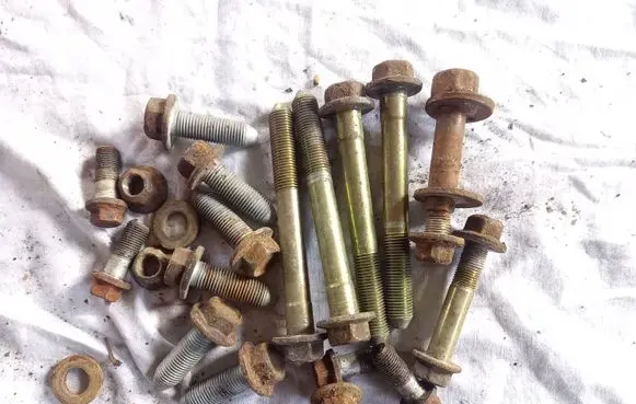 Toyota Avensis T250 Front suspension camber bolt 