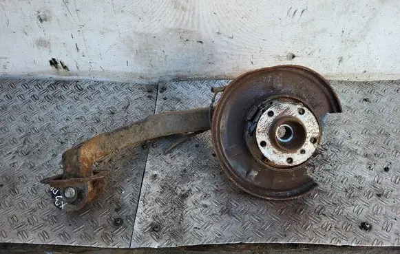 BMW X3 E83 Rear wheel hub 3413252