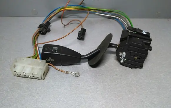 BMW 3 E36 Indicator stalk 83609073 8360907