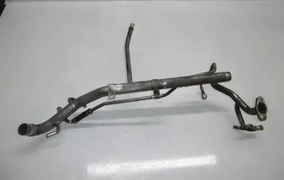 Volvo XC90 Engine coolant pipe/hose
