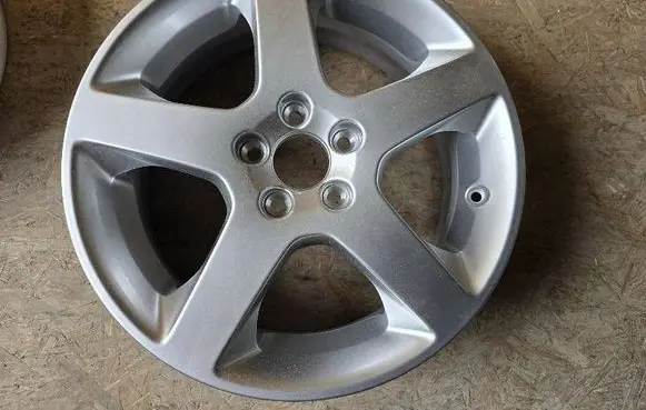 Volvo S80 R17 alloy rim 31280052
