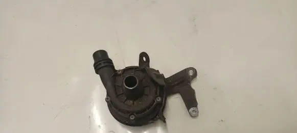 Mercedes-Benz A W176 Electric auxiliary coolant/water pump A1765040040 A0005002690