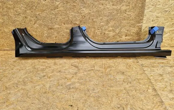 Opel Astra L Sill 1681904580