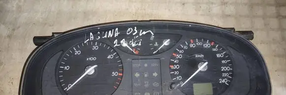 Renault Laguna II Speedometer (instrument cluster) 8200328436 2W176Y44
