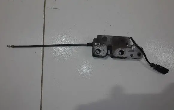 Skoda Yeti (5L) Engine bonnet/hood lock/catch NOCODE