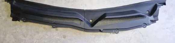 Ford Mustang V Wiper trim 6R3363018A14ABW 5R3363018A15AAW