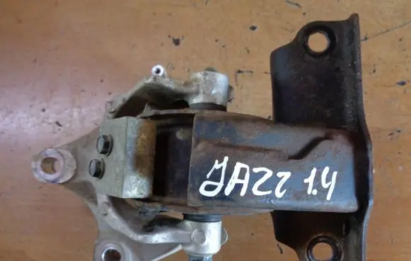 Honda Jazz Engine mount bracket TFOMT3