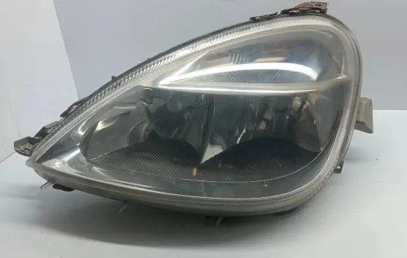 Mercedes-Benz A W168 Headlight/headlamp A1688201761