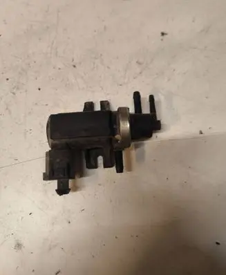 Skoda Octavia Mk1 (1U) Turbo solenoid valve 72290320
