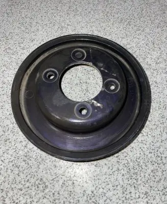 BMW 3 E36 Water pump pulley 1722567