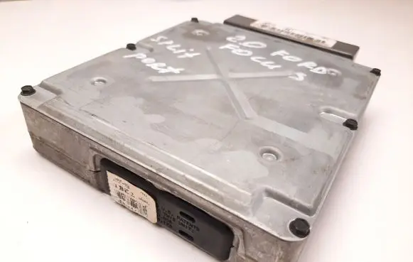 Ford Focus Engine control unit/module 1M5F12A650NB 1A10A0