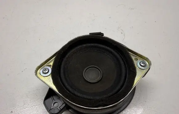 Ford Mustang VI Front door speaker FR3T19B140AD