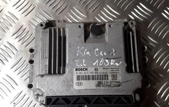 KIA Ceed Engine control unit/module 3911327700