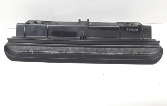 Volvo S70 V70 V70 XC Third/center stoplight 9151490