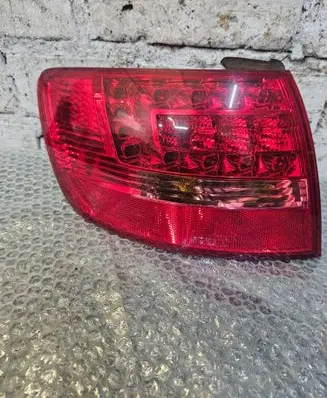 Rear/tail lights