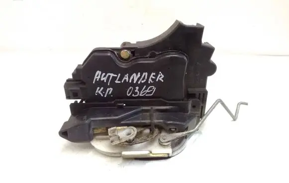 Mitsubishi Outlander Front door lock