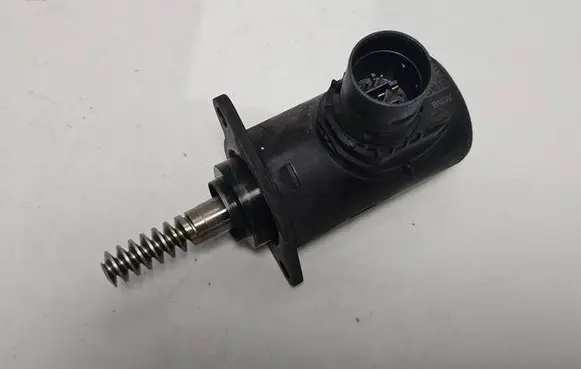 BMW 3 F30 F35 F31 Valve oil control 7643073 02222 161221