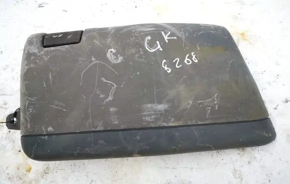 Rear bumper corner part panel trim