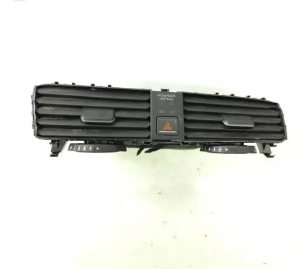 Volkswagen Golf VII Dash center air vent grill 5G1815736