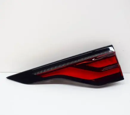 Land Rover Discovery 5 Rear/tail lights MY4213405AB