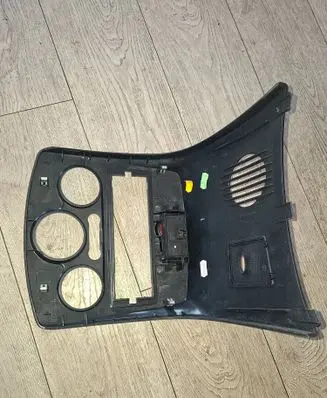 Renault Clio III Trim molding 8200407765 8200469049