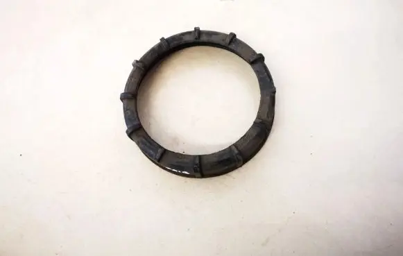 Mercedes-Benz CLC CL203 In tank fuel pump screw locking ring/nut 1250759