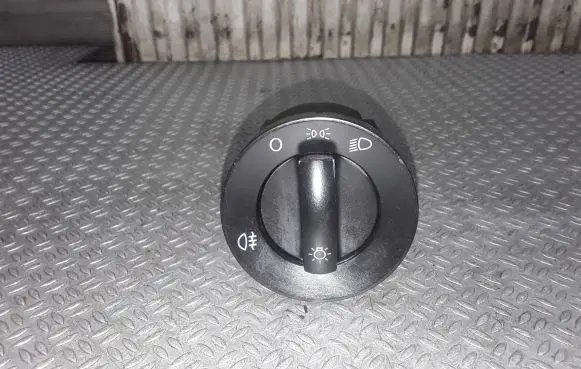 Volkswagen Polo Light switch 6Q0941531B