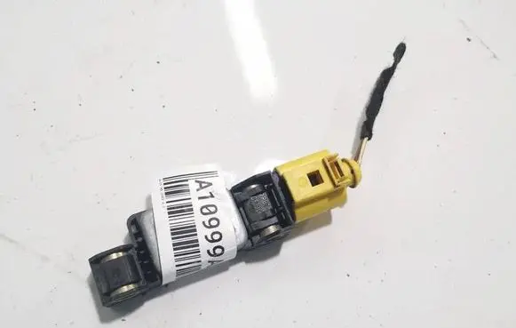 Audi A8 S8 D3 4E Airbag deployment crash/impact sensor 4B0959643C