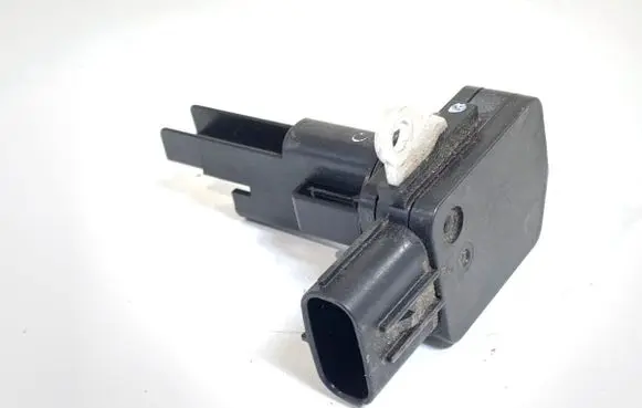 Toyota Avensis T270 Mass air flow meter 222040V020