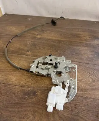 Renault Master III Sliding door lock 826703236r