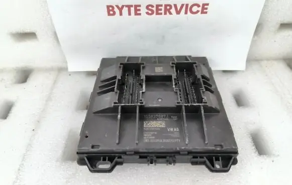 Volkswagen Tiguan Comfort/convenience module 1S0937087J