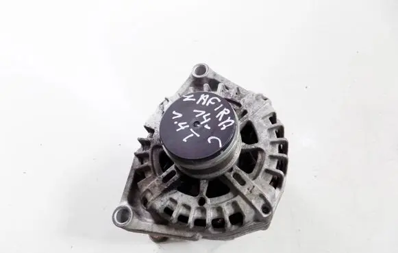 Opel Zafira C Generator/alternator 13588290