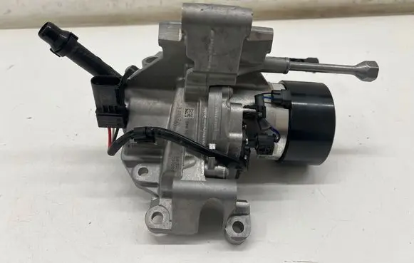BMW X7 G07 Water pump 9886720