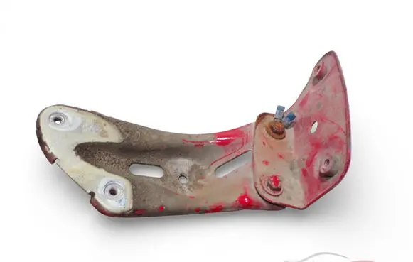 Skoda Octavia Mk2 (1Z) Fender mounting bracket 