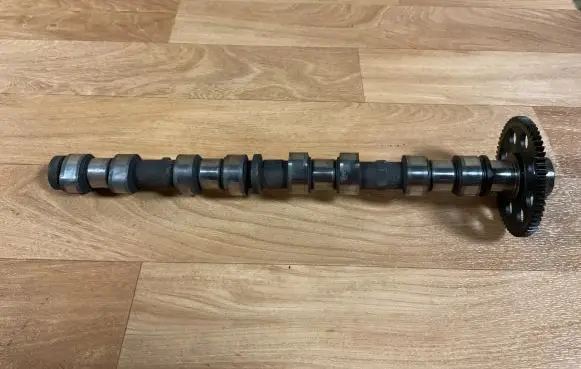 Toyota Avensis T250 Camshaft 7K07868