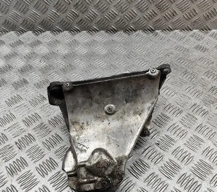 BMW X6 E71 Engine mounting bracket 6790022