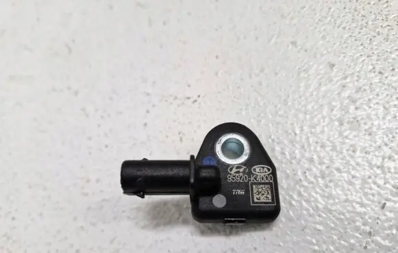 Hyundai Kona I Airbag deployment crash/impact sensor 95920-K4000