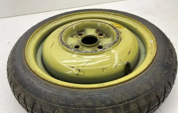 Mazda MX-3 R14 spare wheel M1814X4T31497