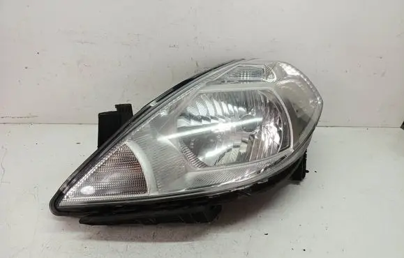 Nissan Tiida C11 Headlight/headlamp 26060EM00A