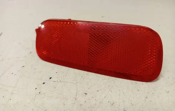 Honda HR-V Rear tail light reflector P0070