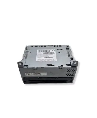 Ford Mustang VI Radio/CD/DVD/GPS head unit HR3T19C107EB