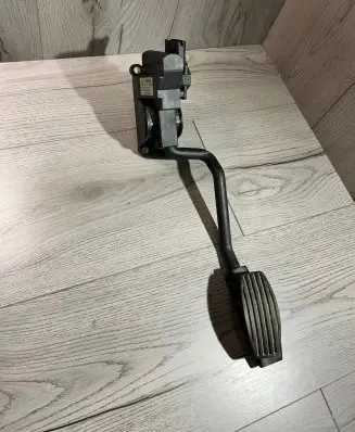 Alfa Romeo 156 Accelerator throttle pedal 46803400 0280752231