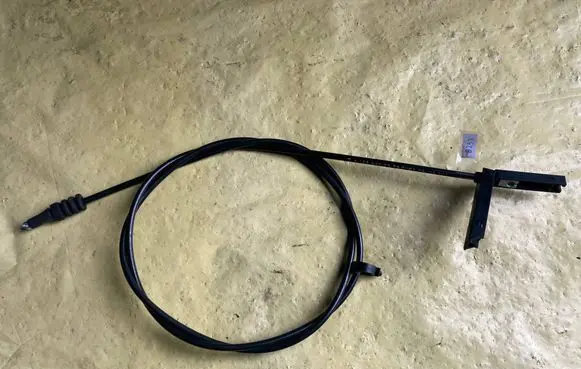 Mercedes-Benz B W245 Engine bonnet/hood lock release cable A1698800359