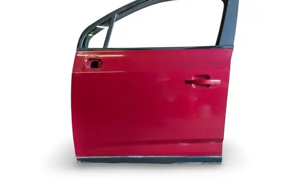 Chevrolet Orlando Front door
